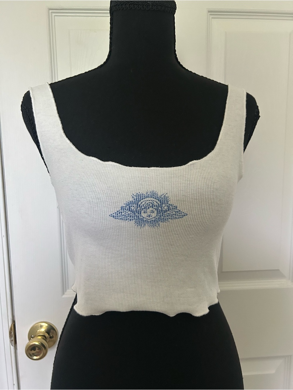 Princess Polly White Ribbed Cropped Tank with Blue Sun Graphic